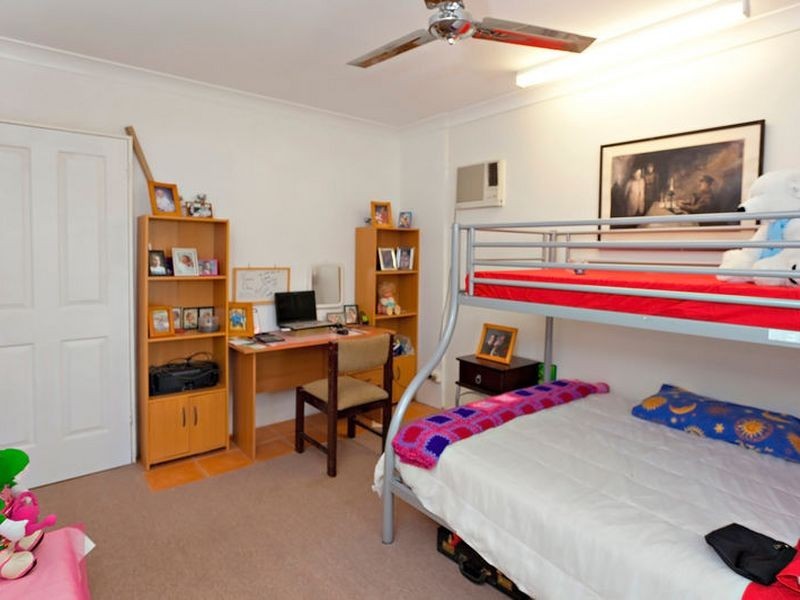 13 Stanton Road, Smithfield QLD 4878