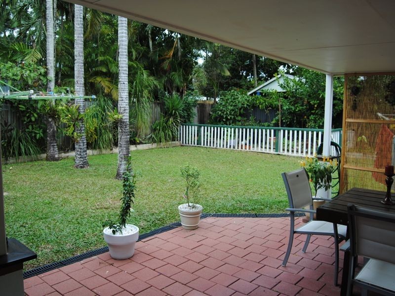 13 Stanton Road, Smithfield QLD 4878