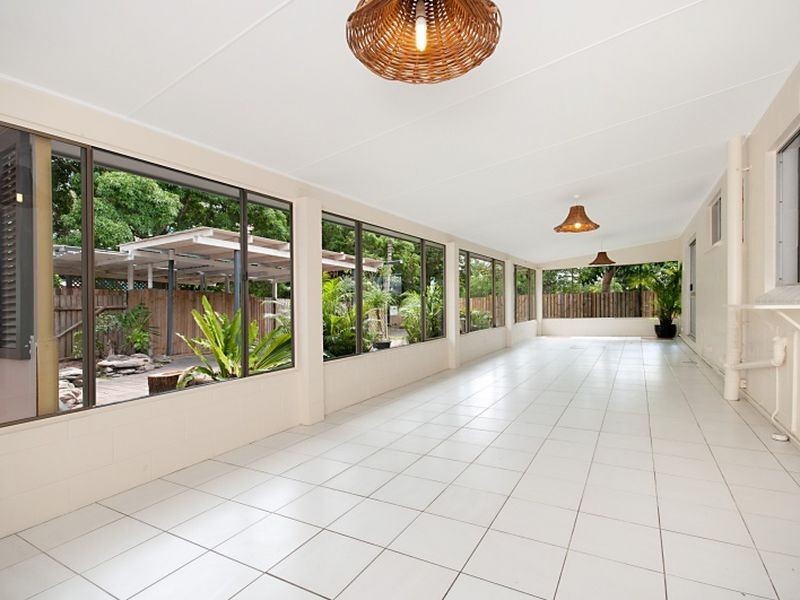 2 Anne Street, Smithfield QLD 4878