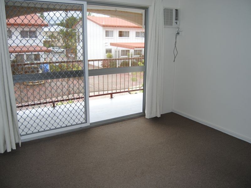 12/28 Fairweather Street, Yorkeys Knob QLD 4878