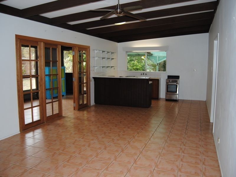 468 Varley Street, Yorkeys Knob QLD 4878