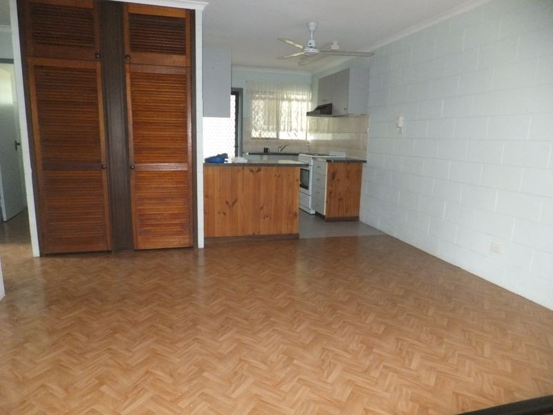 8B Eagle Close, Yorkeys Knob QLD 4878