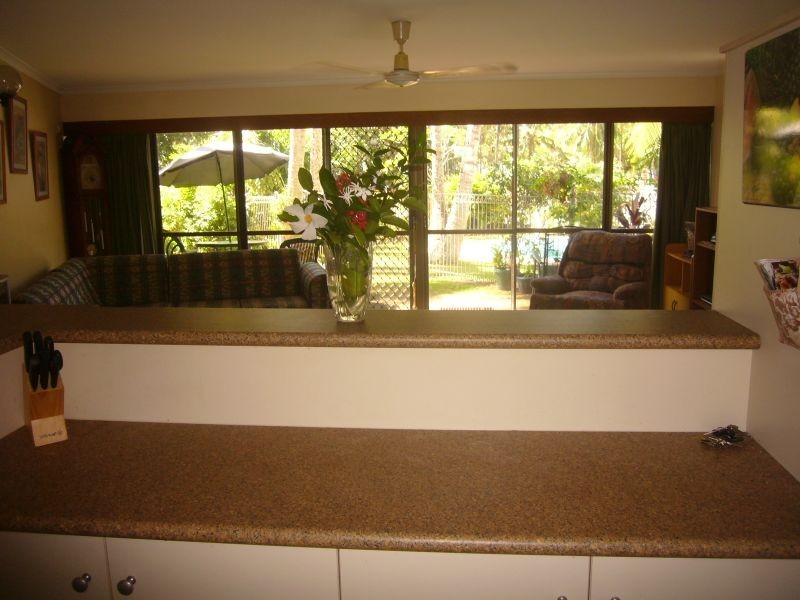 2/35 Sims Esplanade, Yorkeys Knob QLD 4878