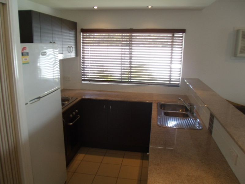 3/497 Varley Street, Yorkeys Knob QLD 4878