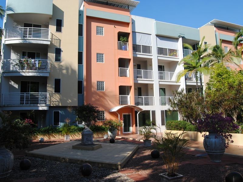 2/2-4 Deauville Close, Yorkeys Knob QLD 4878