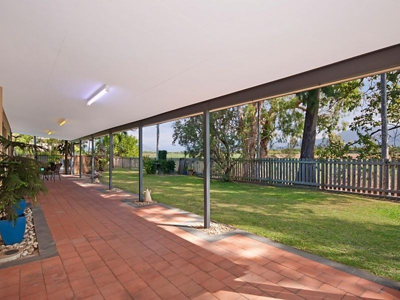 5 Antonetta Close, Yorkeys Knob QLD 4878