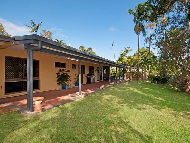 5 Antonetta Close, Yorkeys Knob QLD 4878