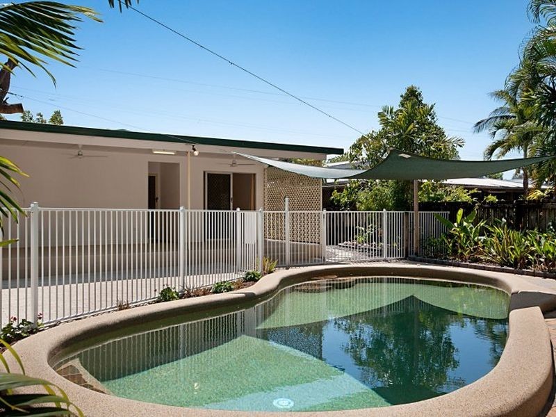 432 Varley Street, Yorkeys Knob QLD 4878