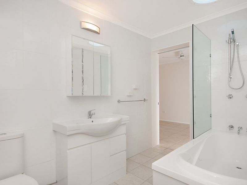 432 Varley Street, Yorkeys Knob QLD 4878