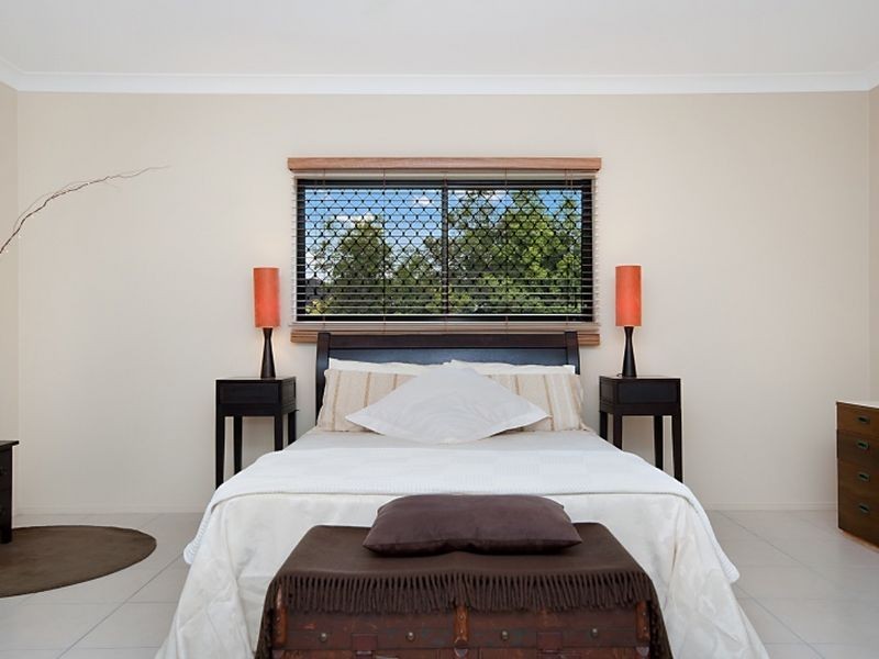 9 Norfolk Close, Holloways Beach QLD 4878