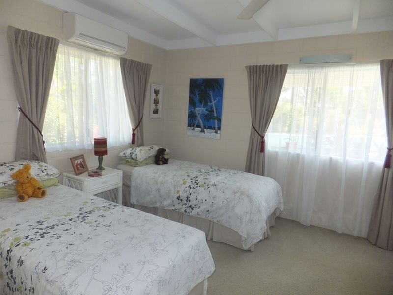 23 Kempton Street, Yorkeys Knob QLD 4878