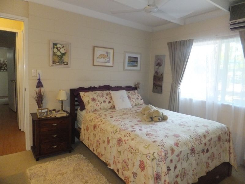 23 Kempton Street, Yorkeys Knob QLD 4878