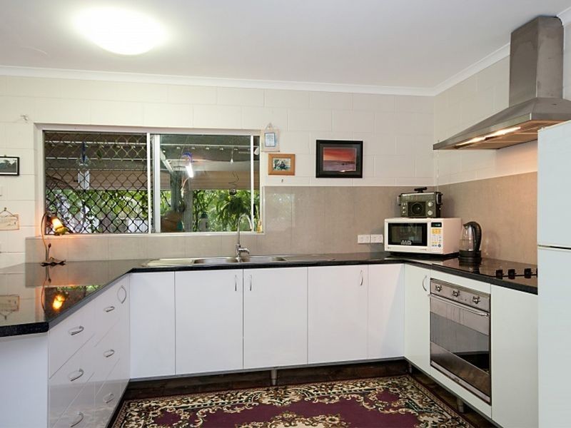 389 Varley Street, Yorkeys Knob QLD 4878