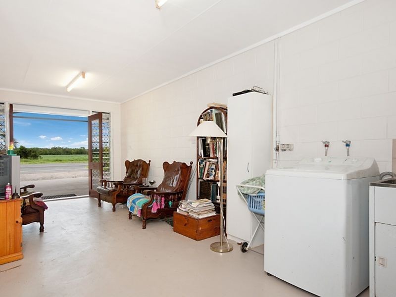 389 Varley Street, Yorkeys Knob QLD 4878
