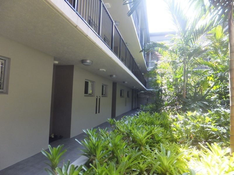 6/521-525 Varley Street, Yorkeys Knob QLD 4878