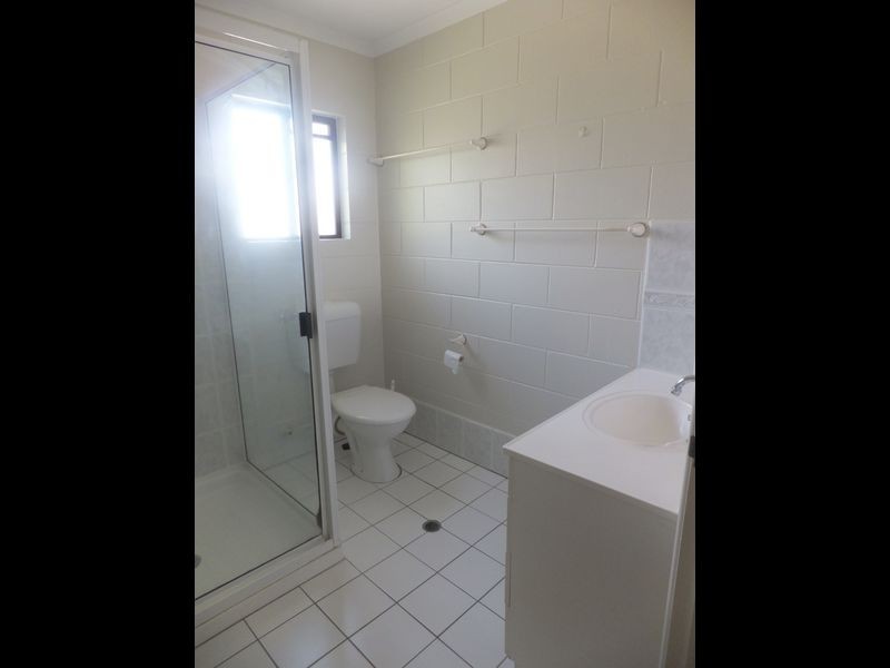 6/501 Varley Street, Yorkeys Knob QLD 4878