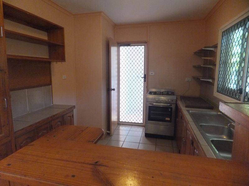 6 Granadilla Street, Holloways Beach QLD 4878