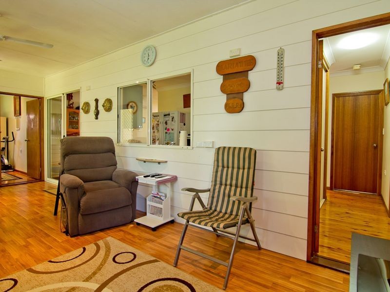 17 Atherton Street, Yorkeys Knob QLD 4878