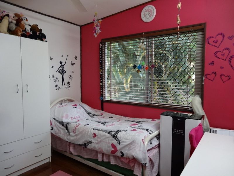 19 Atherton Street, Yorkeys Knob QLD 4878