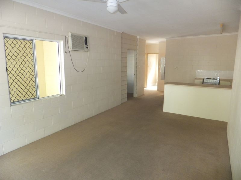 2/505 Varley Street, Yorkeys Knob QLD 4878