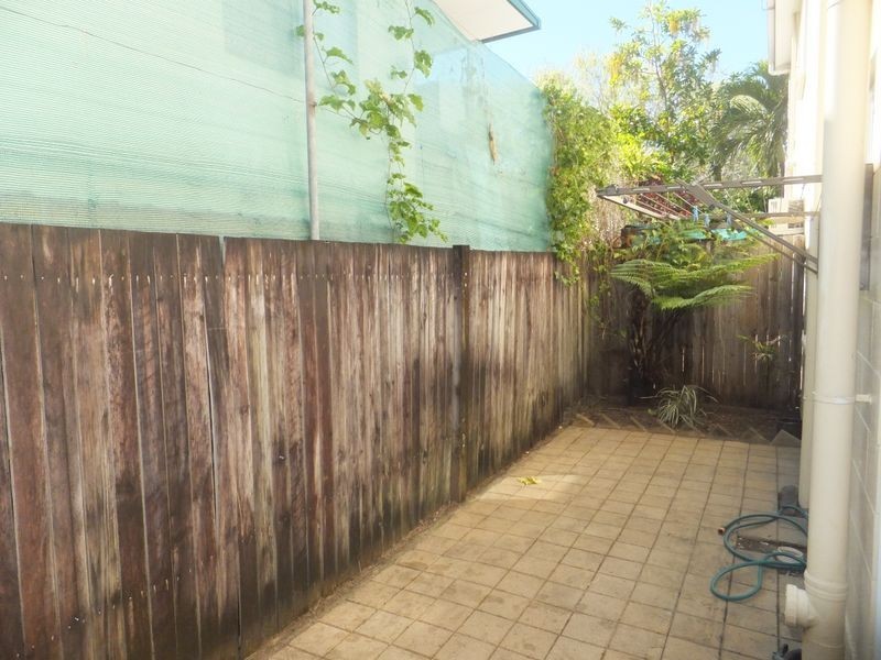 2/505 Varley Street, Yorkeys Knob QLD 4878