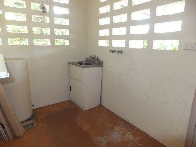 20 Walnut Street, Holloways Beach QLD 4878