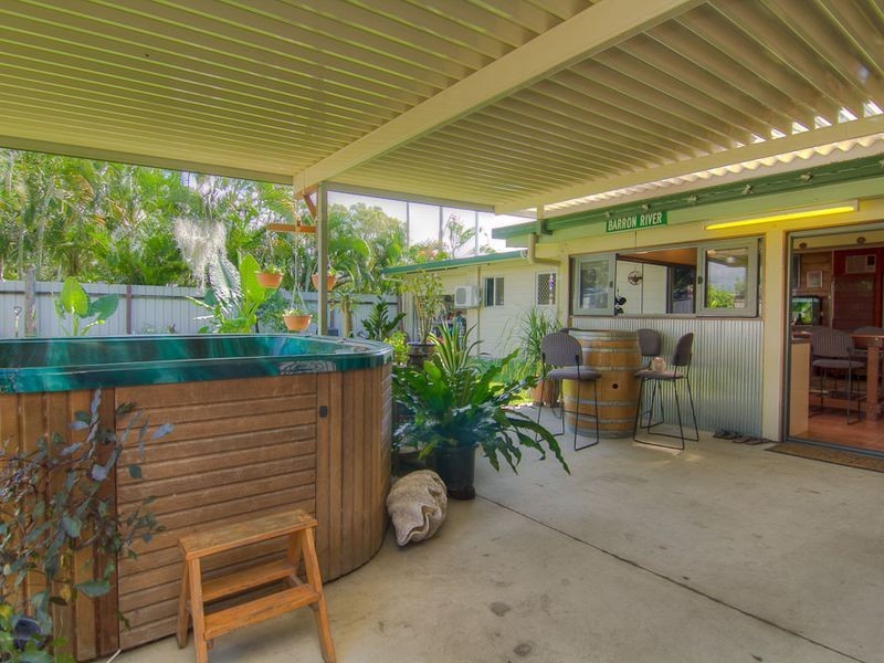 25A Derby Street, Yorkeys Knob QLD 4878