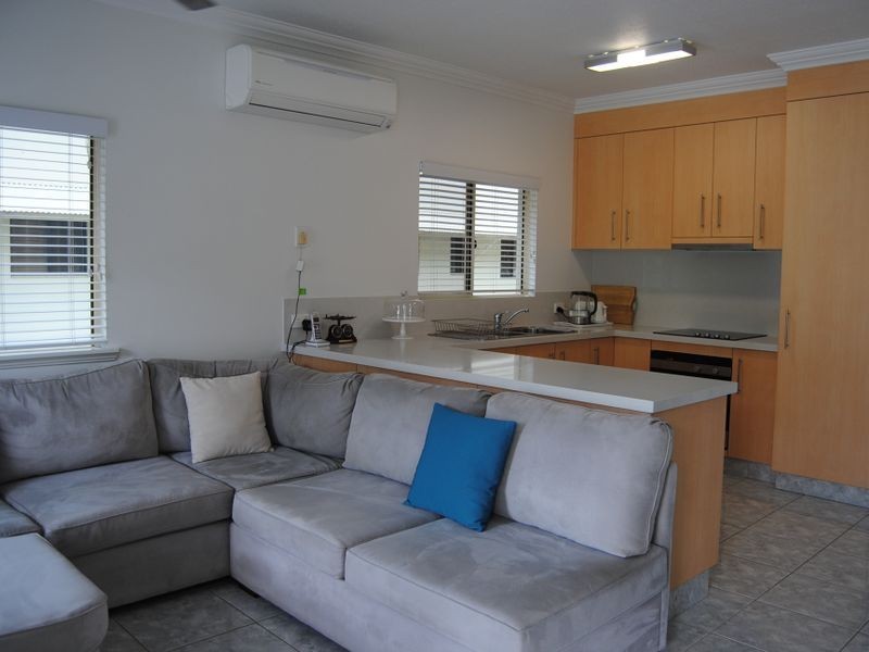 3/41 Sims Esplanade, Yorkeys Knob QLD 4878