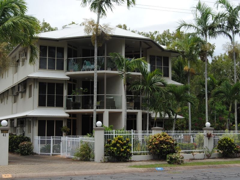 3/41 Sims Esplanade, Yorkeys Knob QLD 4878