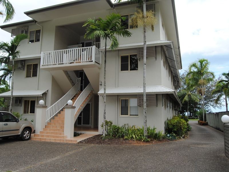 3/41 Sims Esplanade, Yorkeys Knob QLD 4878