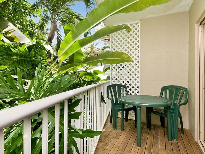 15/129 Oleander Street, Holloways Beach QLD 4878