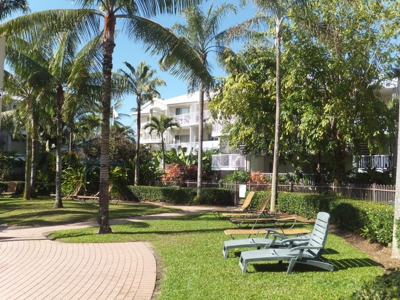 15/129 Oleander Street, Holloways Beach QLD 4878