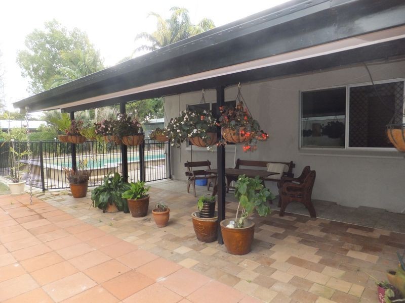 7 Cassava Street, Holloways Beach QLD 4878