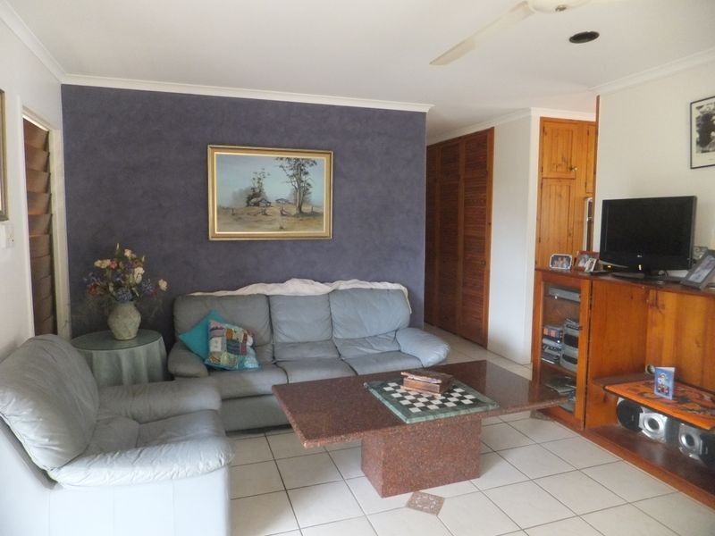 2 Narelle Close, Yorkeys Knob QLD 4878