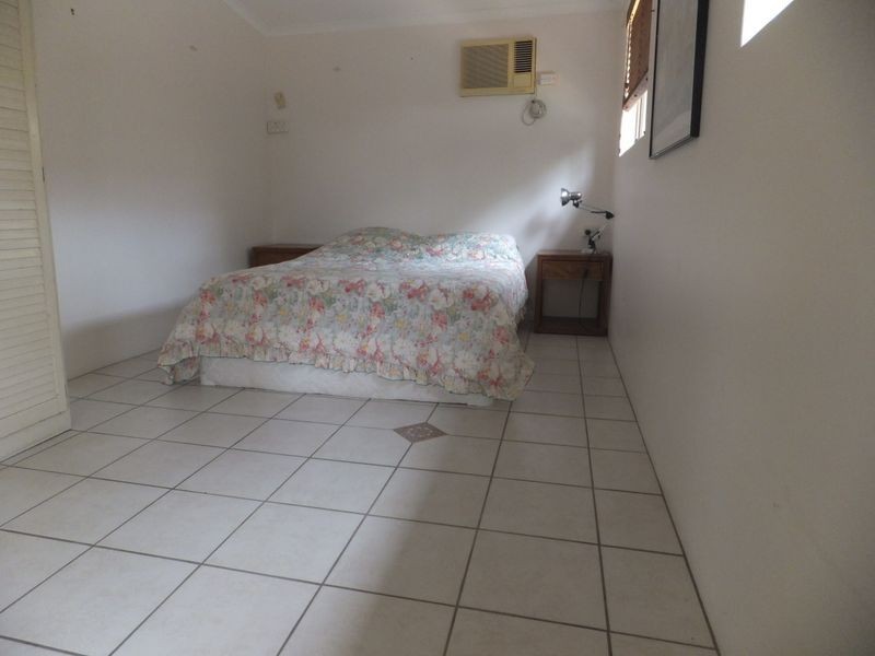 2 Narelle Close, Yorkeys Knob QLD 4878