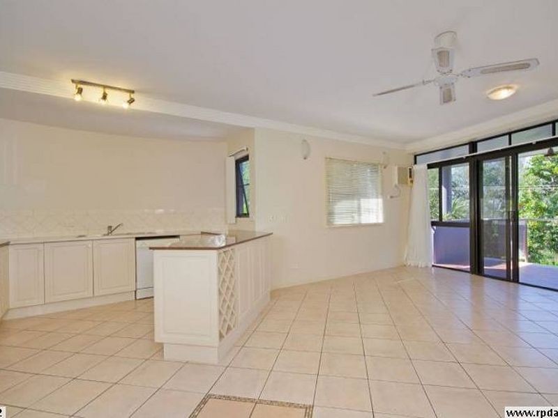 6/65 Sims Esplanade, Yorkeys Knob QLD 4878