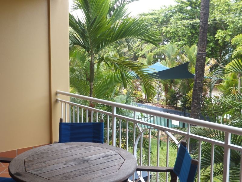 7/61 Sims Esplanade, Yorkeys Knob QLD 4878