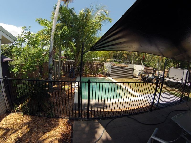 48 Oleander Street, Holloways Beach QLD 4878