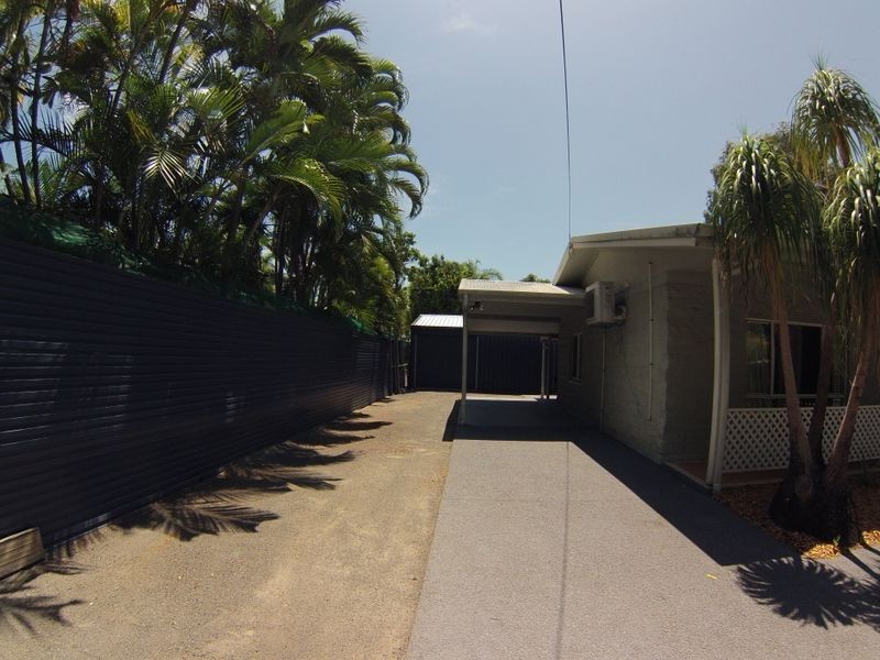 48 Oleander Street, Holloways Beach QLD 4878