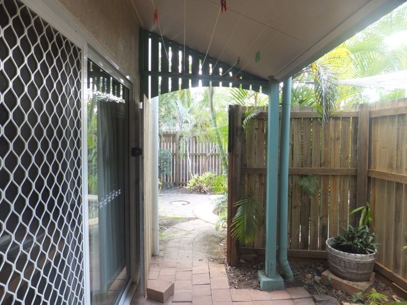 1/528 Varley Street, Yorkeys Knob QLD 4878