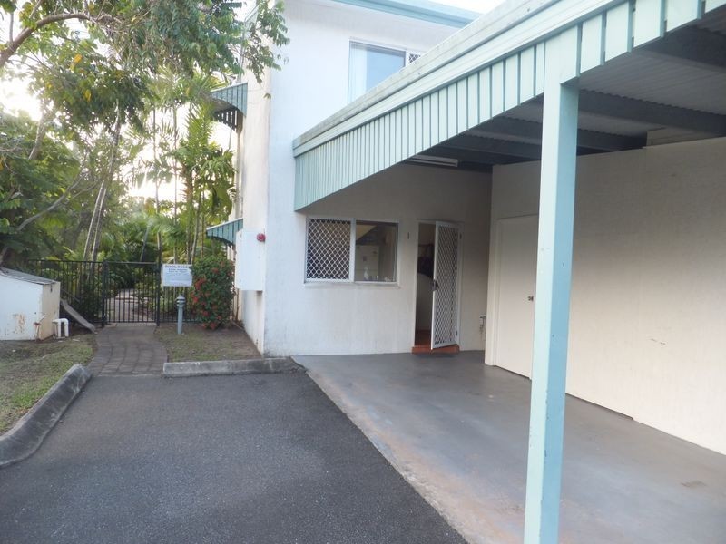 1/528 Varley Street, Yorkeys Knob QLD 4878