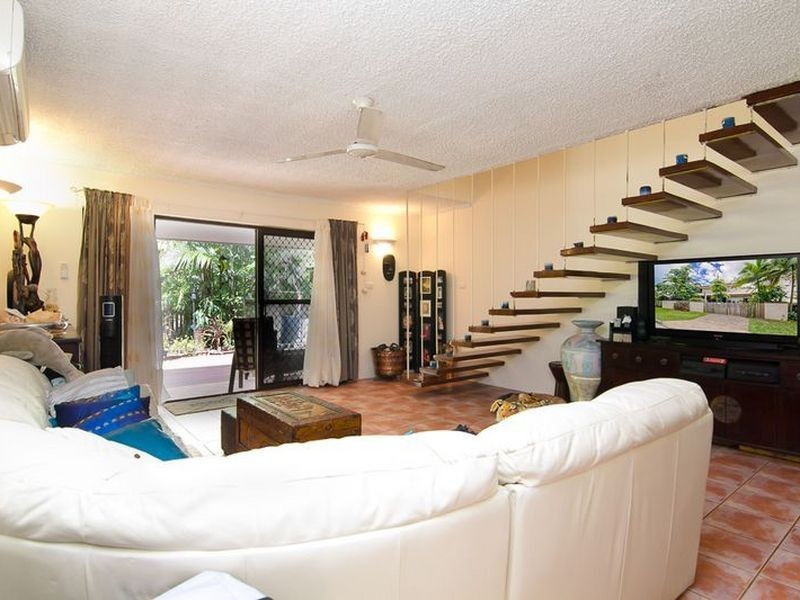 4/16 Deauville Close, Yorkeys Knob QLD 4878