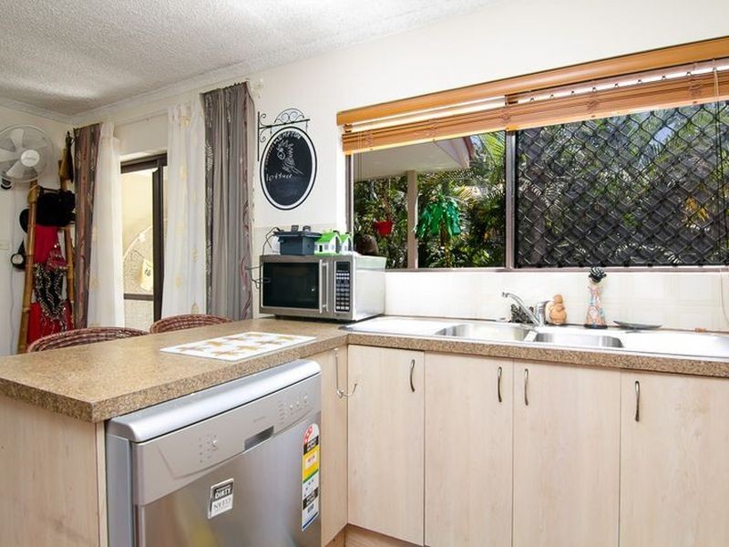 4/16 Deauville Close, Yorkeys Knob QLD 4878