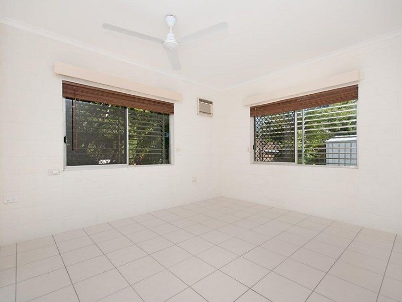 1/11 Nancy Street, Yorkeys Knob QLD 4878