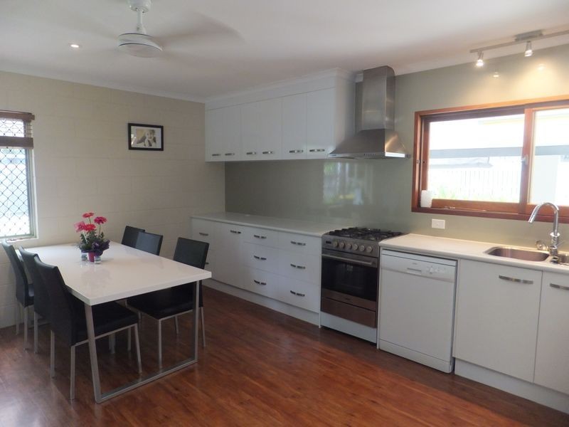 14-16 Carolyn Close, Yorkeys Knob QLD 4878