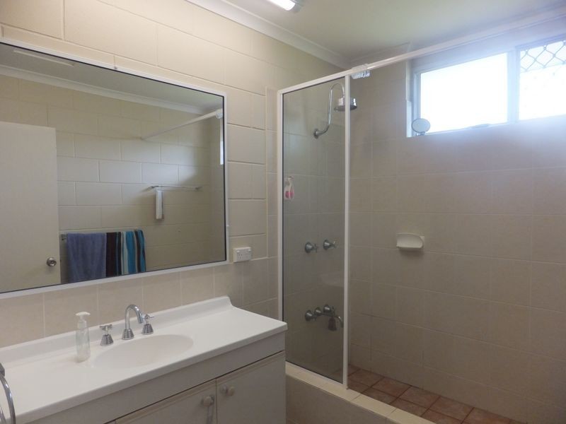 14-16 Carolyn Close, Yorkeys Knob QLD 4878