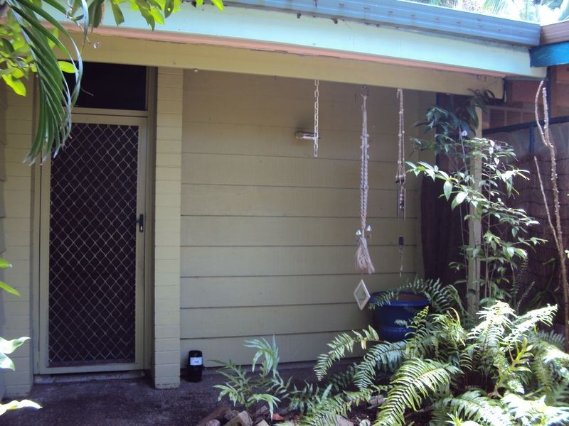 21 Golf Street, Yorkeys Knob QLD 4878