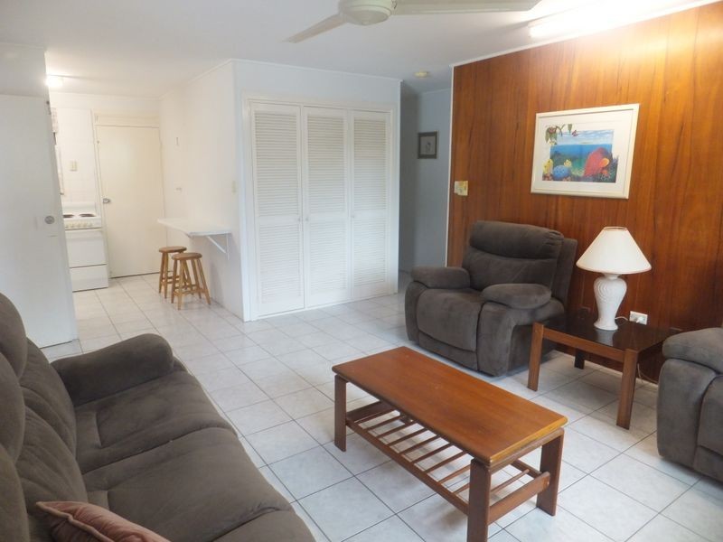 1/1 Tee Street, Yorkeys Knob QLD 4878