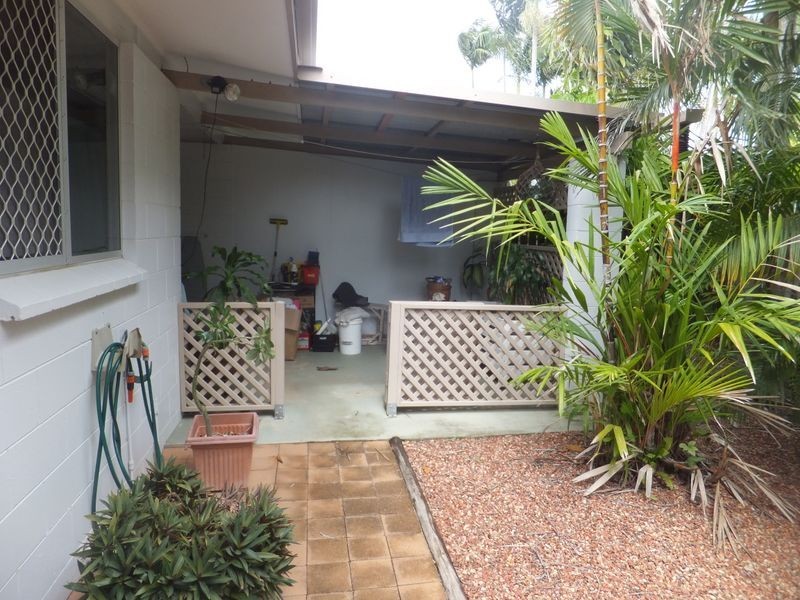 1/1 Tee Street, Yorkeys Knob QLD 4878