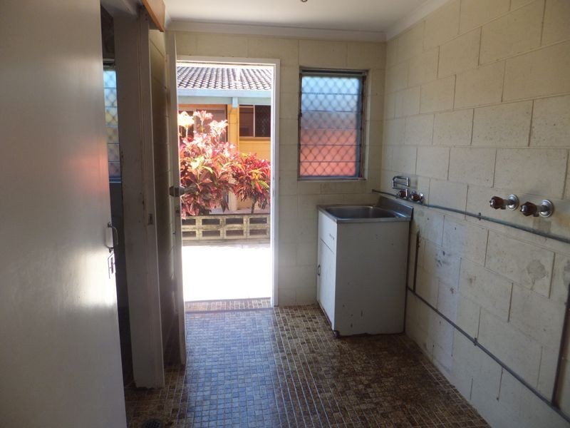 1/49 Sims Esplanade, Yorkeys Knob QLD 4878